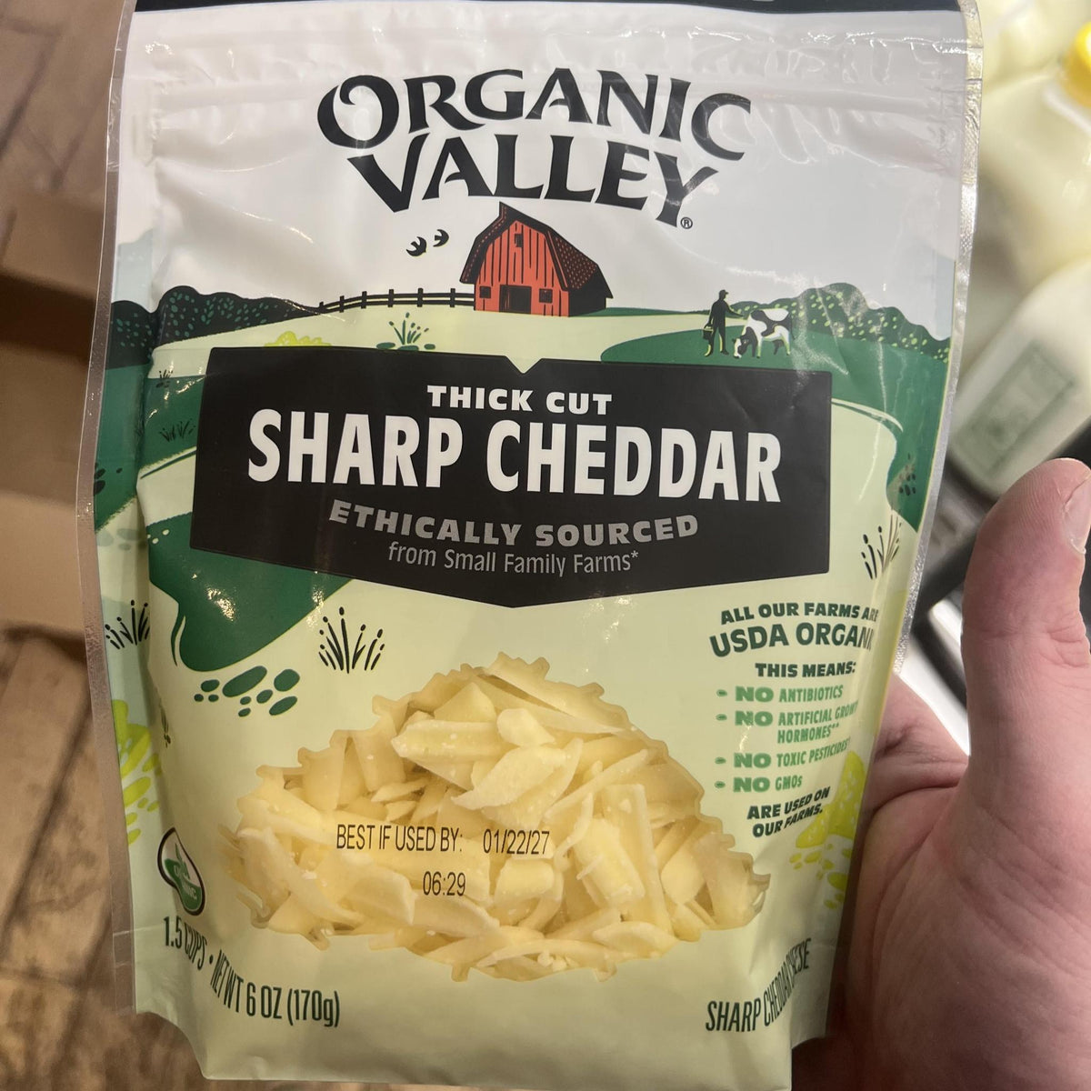 Organic Valley Shredded Sharp Cheddar
